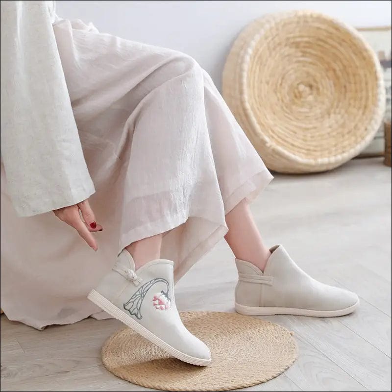 2020 autumn and winter new old Beijing cloth shoes women’s