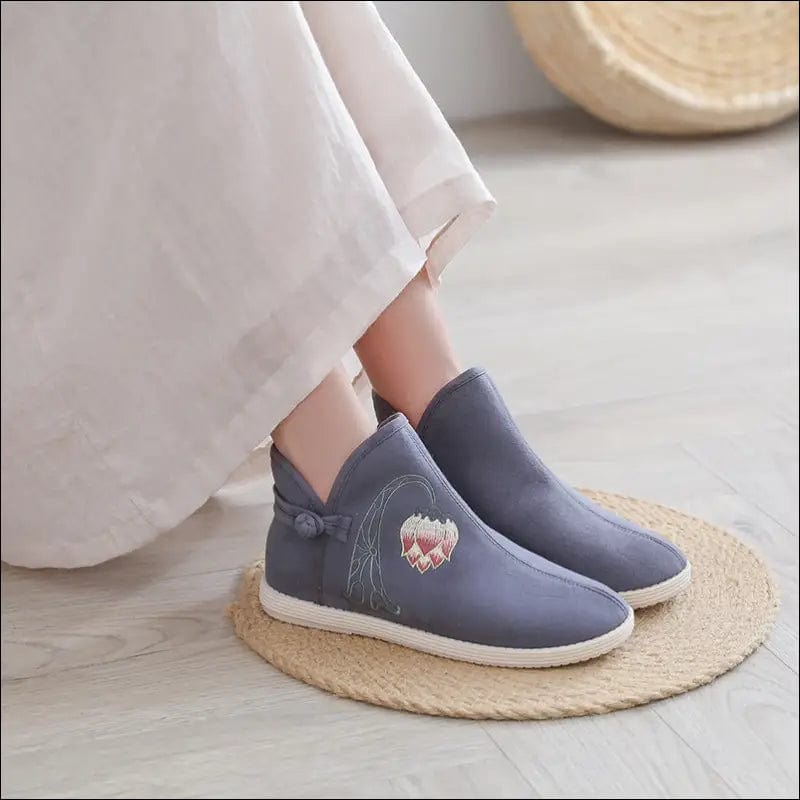 2020 autumn and winter new old Beijing cloth shoes women’s