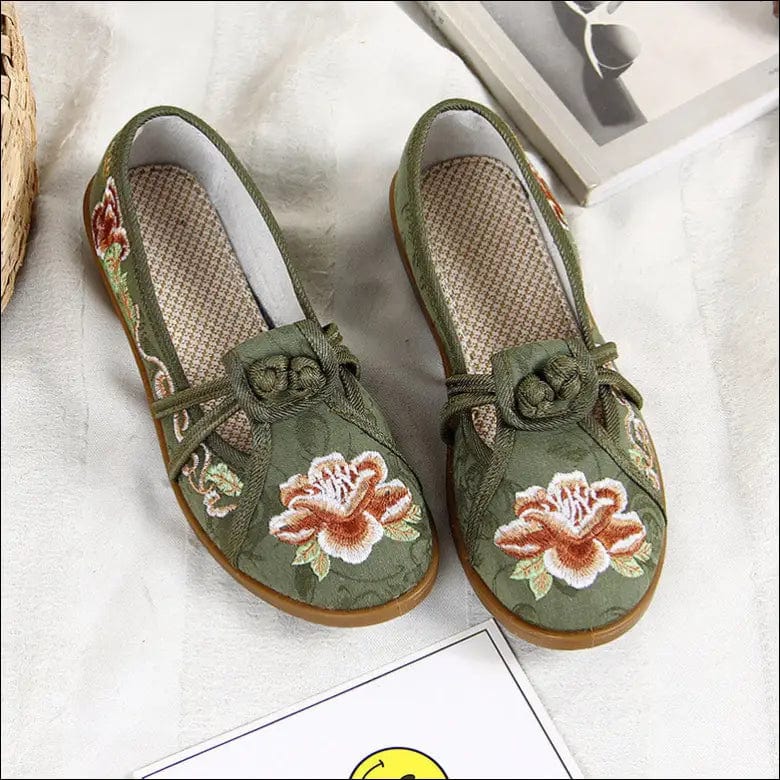 2020 spring new old Beijing cloth shoes Chinese style