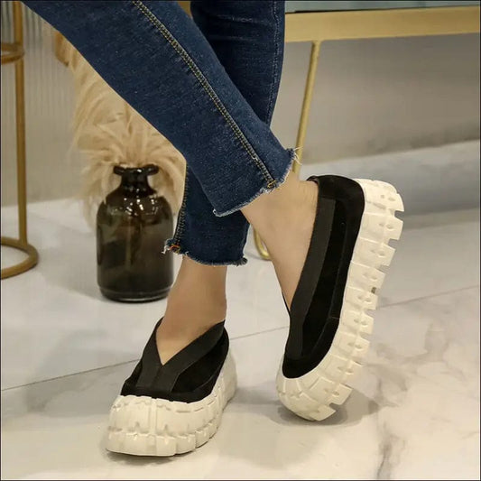 2020 summer new women’s shoes breathable matte bag head