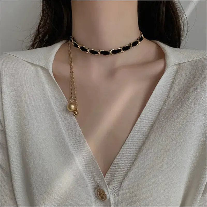 2021 new necklace female clavicle chain INS hip hop light