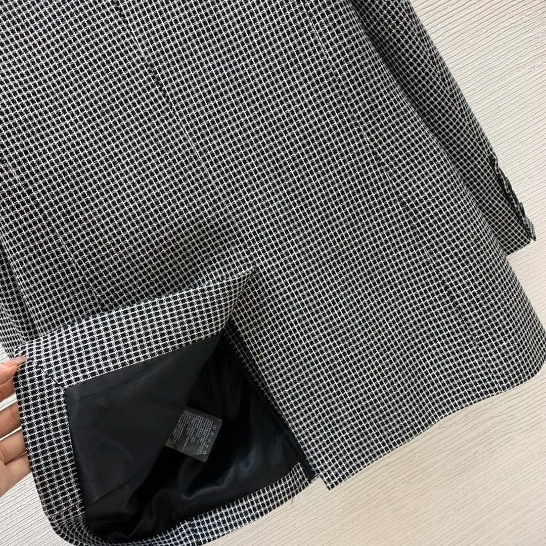 2023 Autumn and winter new women's double velvet collar color splicing double breasted checked wool suit coat 030