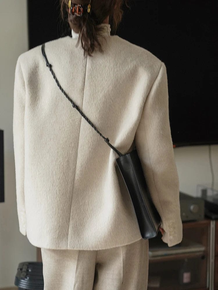 EAM Loose Fit Beige Big Size Elegant Woolen Coat New O-neck Long Sleeve Women Jacket Fashion Tide Autumn Winter 2024 1DH3254