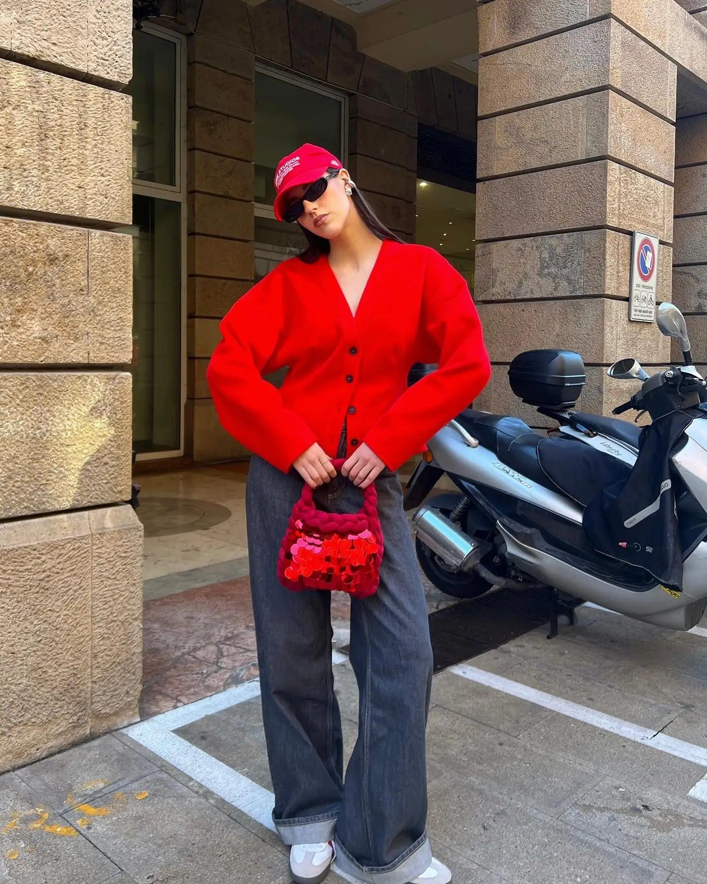 2024 New Fashion Red Cropped Coat For Women Elegant V Neck Single-breasted Jacket New Ladies Full Sleeved High Street Outerwear