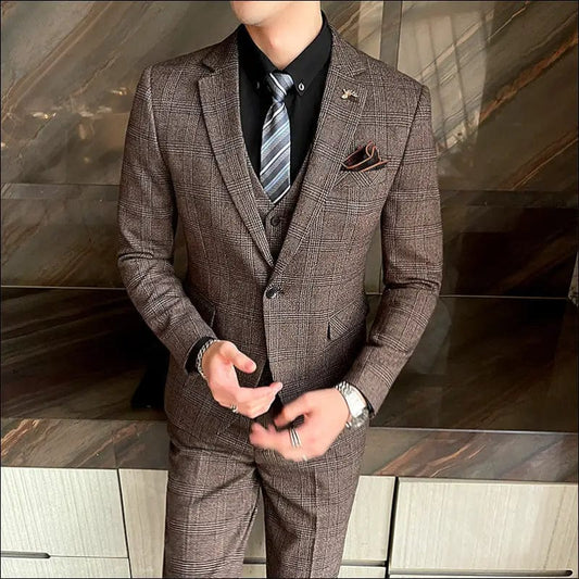 A drop-shipping 2022 new men’s plaid suit business casual