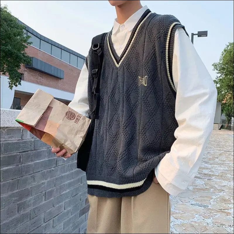 Autumn men’s knitted vest Korean version of the trend