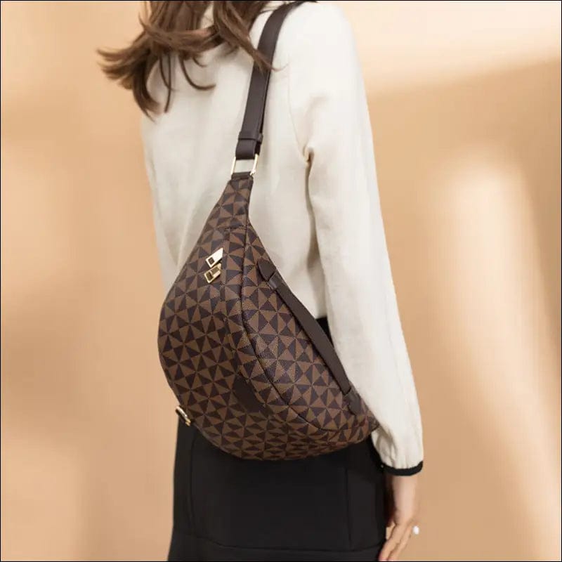 Big-name same style printed casual chest bag for men