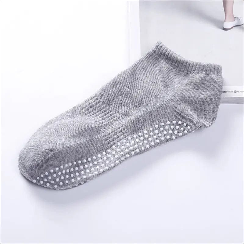 Dispensing yoga socks sweat-absorbing breathable boat