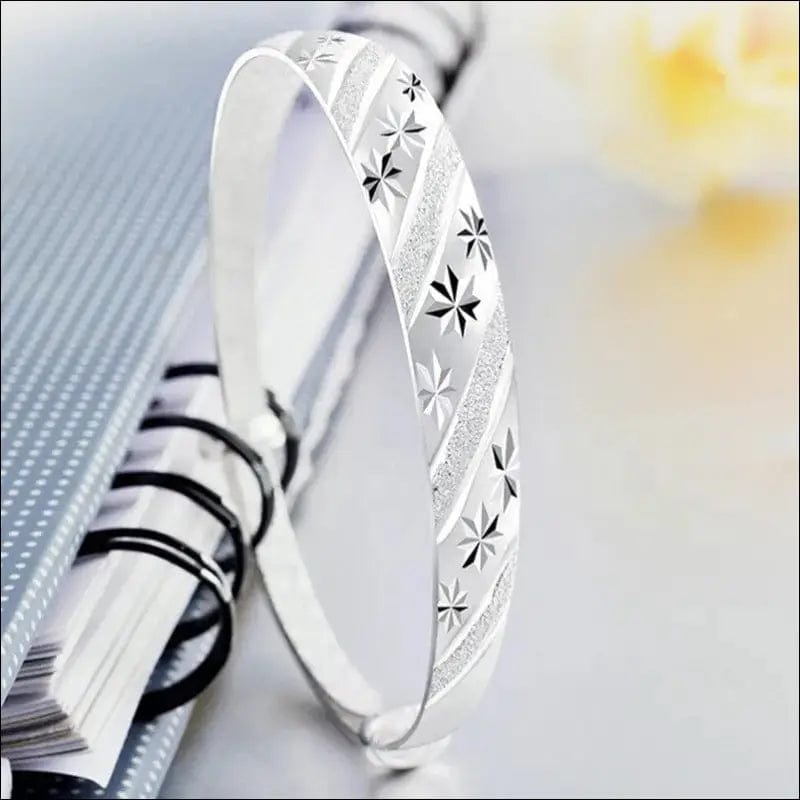 Fashion 925 Stamp Silver Color Woman Lucky Cuff Bracelet