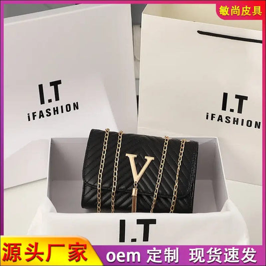 Fashion simple embroidery bag new foreign trade Korean