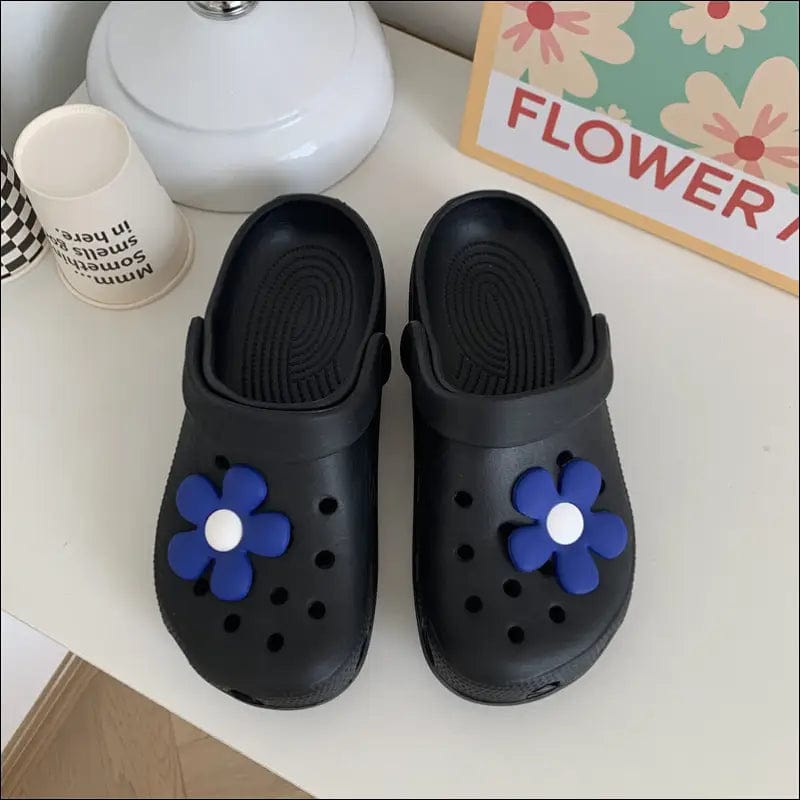 Hole shoes ins cute cartoon strawberry bear girl heart