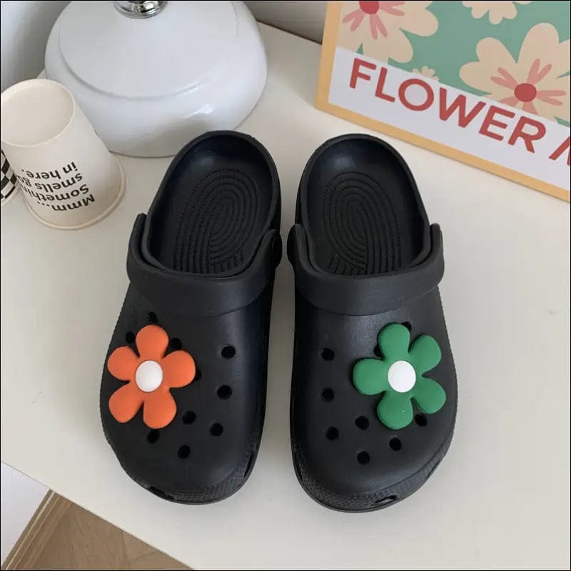 Hole shoes ins cute cartoon strawberry bear girl heart