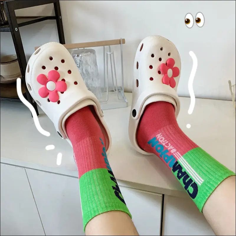 Hole shoes ins cute cartoon strawberry bear girl heart