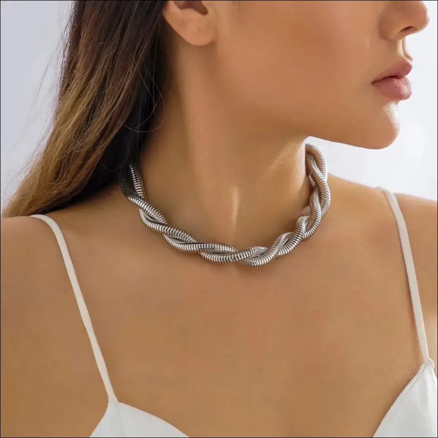 Ingemark Unique Twisted Chunky Flat Snake Chain Necklace for