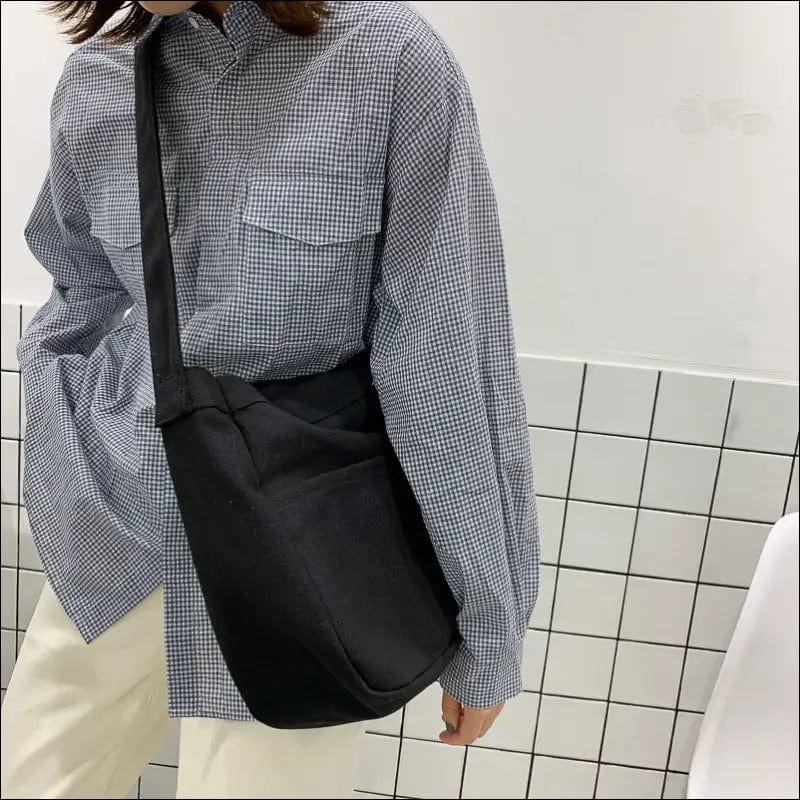 INS Japanese canvas bag female wild fashion Messenger