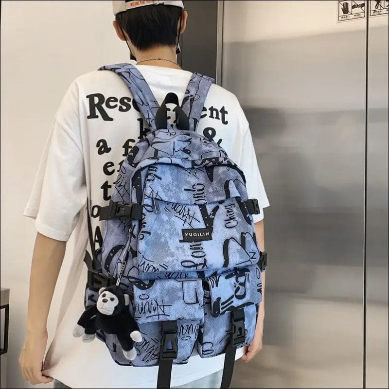 Korean version of the graffiti men’s casual shoulder bag