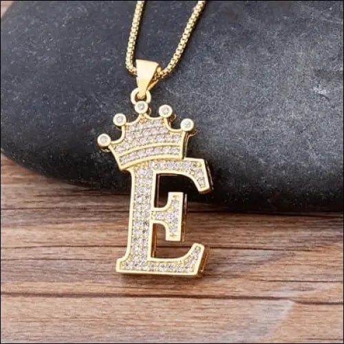 New Luxury Copper Zircon A-Z Crown Alphabet Pendant Chain