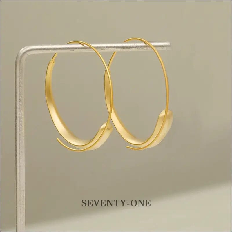 New personality fashion design zircon earrings for women