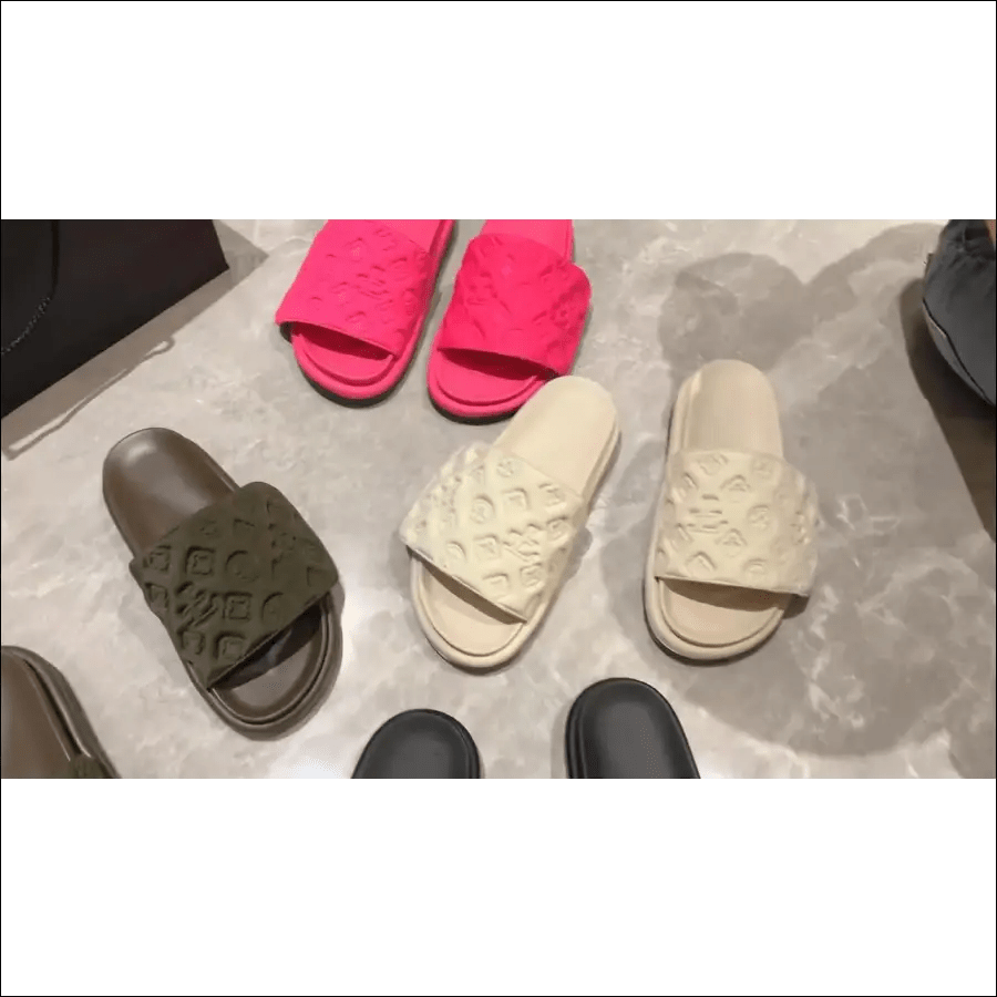 Presbyopia three-dimensional embossed slippers women’s