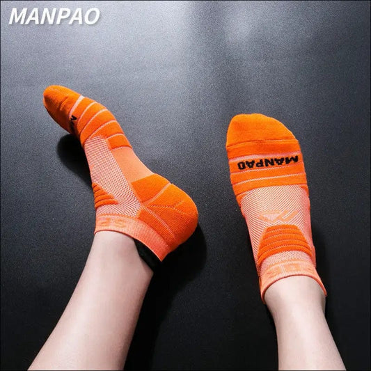 Professional men’s sports socks low-top ear running