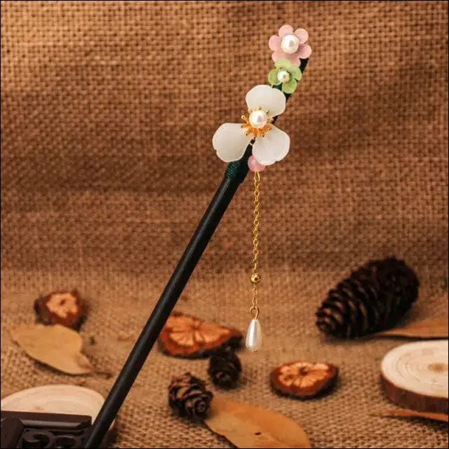 QFDIAN Vintage Wood Flower Hairpin For Women Antique Hair