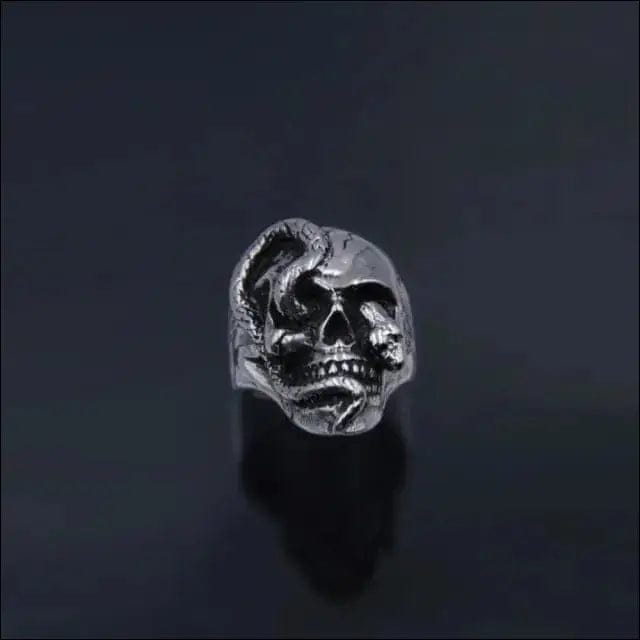 Silver Gothic Punk Graphic Rings - 7 / skull bones -