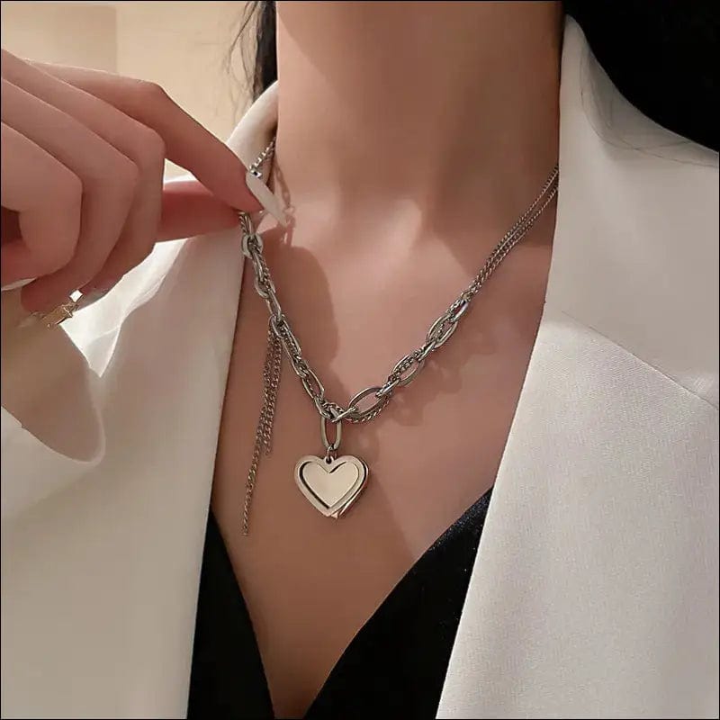 Titanium steel necklace 2021 new cold dust happier love neck