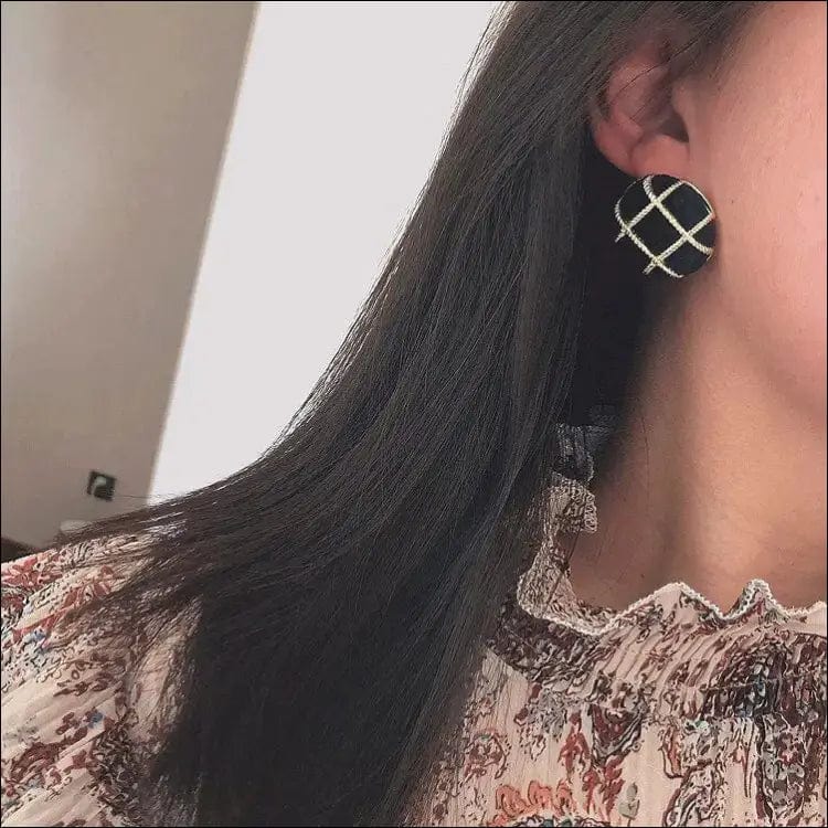 Vintage geometry button shape stud earrings female Bohemia