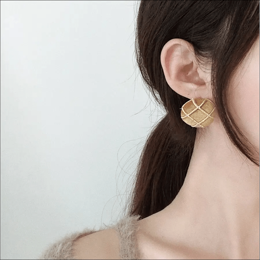 Vintage geometry button shape stud earrings female Bohemia