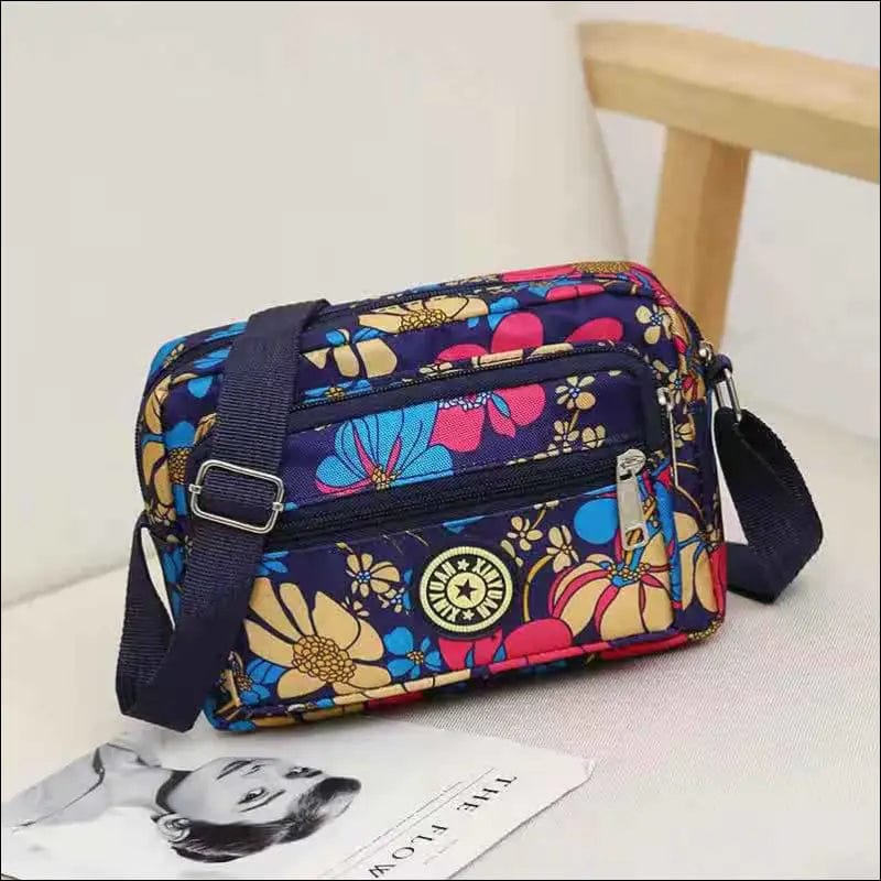 Wholesale 2021 new Messenger bag female canvas Mummy 20 × 15