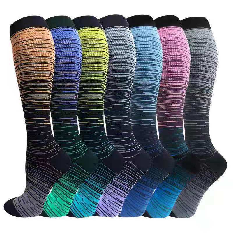 Spot gradient color new pressure socks men and women socks outdoor riding sports nylon socks compression socks