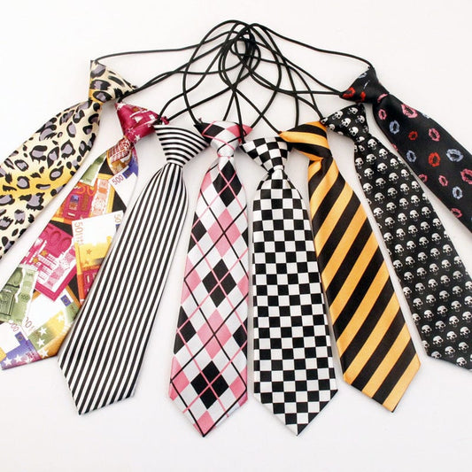 Nouvelle ligne de polyester imprimée pour enfants, nouvelle cravate décontractée pour bébé, dessin animé, petite cravate, fabricants de Zhangzhou, vente en gros