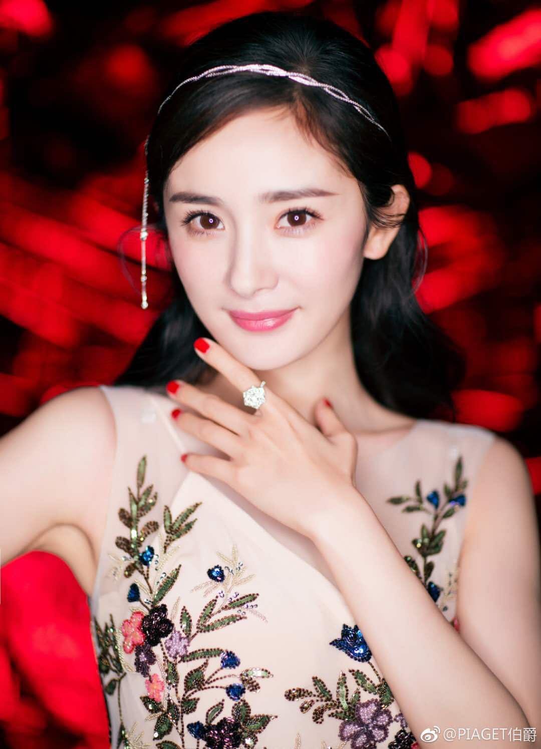 2018 nouveau Yang Mi avec le bandeau rose super fée fleurs chaîne de diamant longue portée saké bandeau cheveux accessoires femme